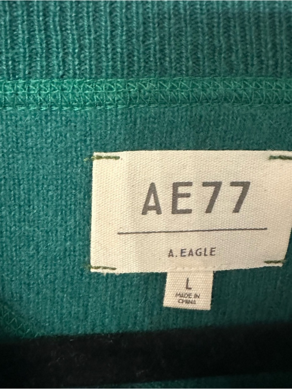 Ae77 American Eagle Women's Long Sleeve Cashmere Crewneck Sweater Sz L NWT - Picture 3 of 6